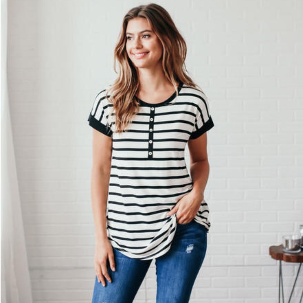 🆕 Sadie Button Detail Striped Tee- Black/White